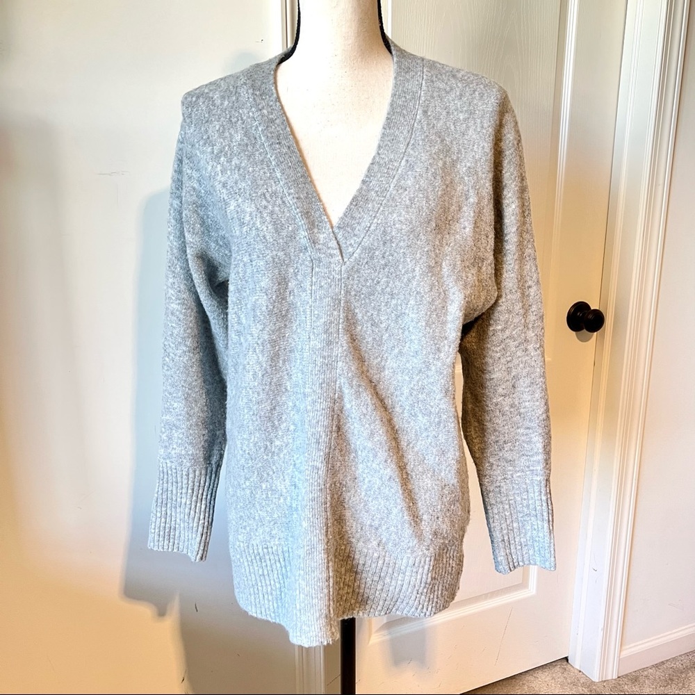 CYNTHIA ROWLEY Wool Blend V-Neck Oversized Sweater—SZ. Small